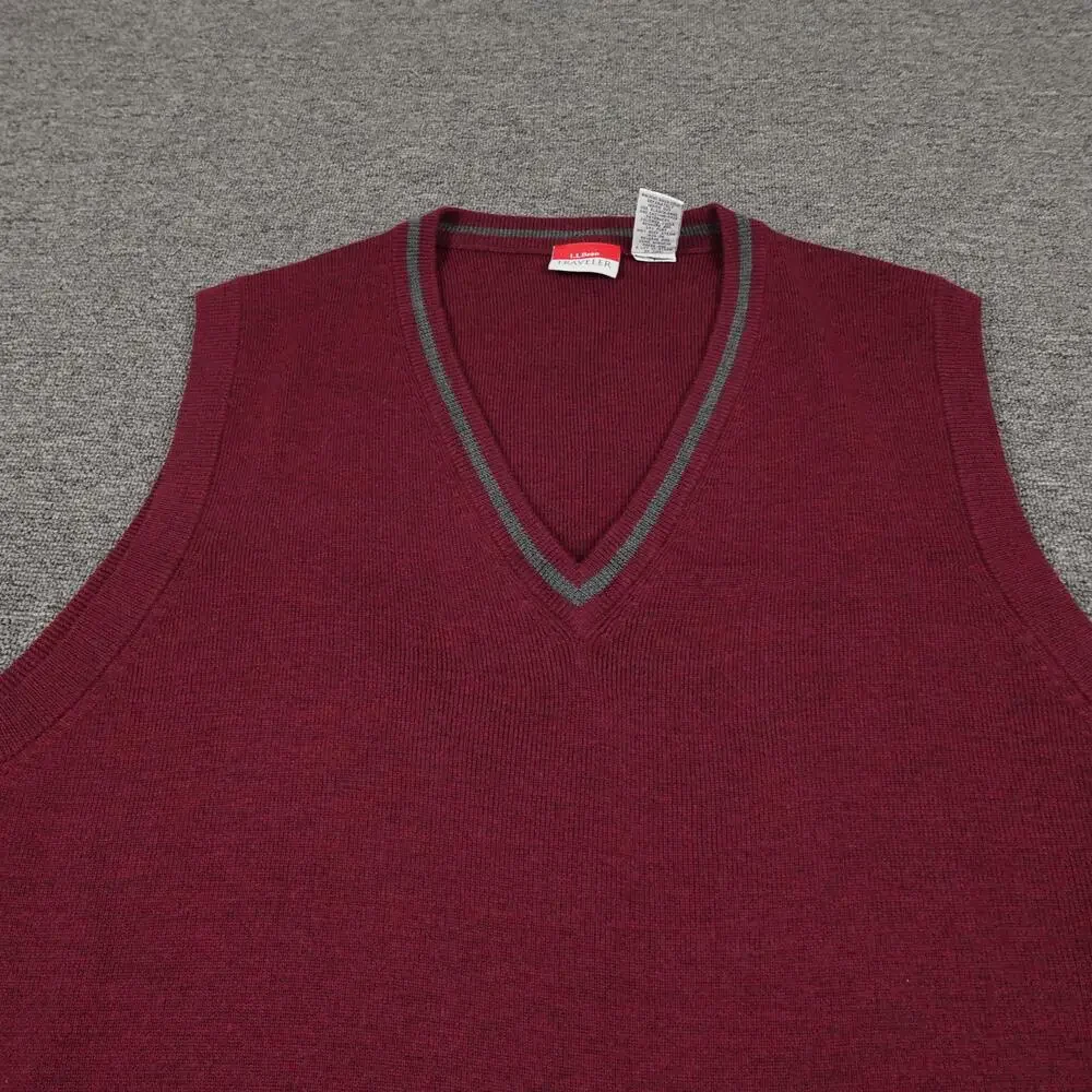 LL Bean Vest Mens LT Red 100% Merino Wool V Neck Sweater Knit Traveler Pullover